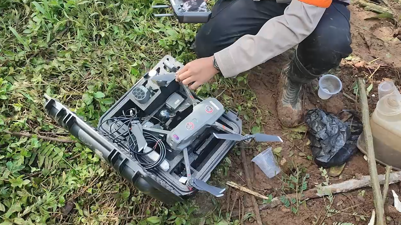 Drone Thermal dan Anjing Pelacak Dikerahkan Bantu Cari Korban Longsor Salawu