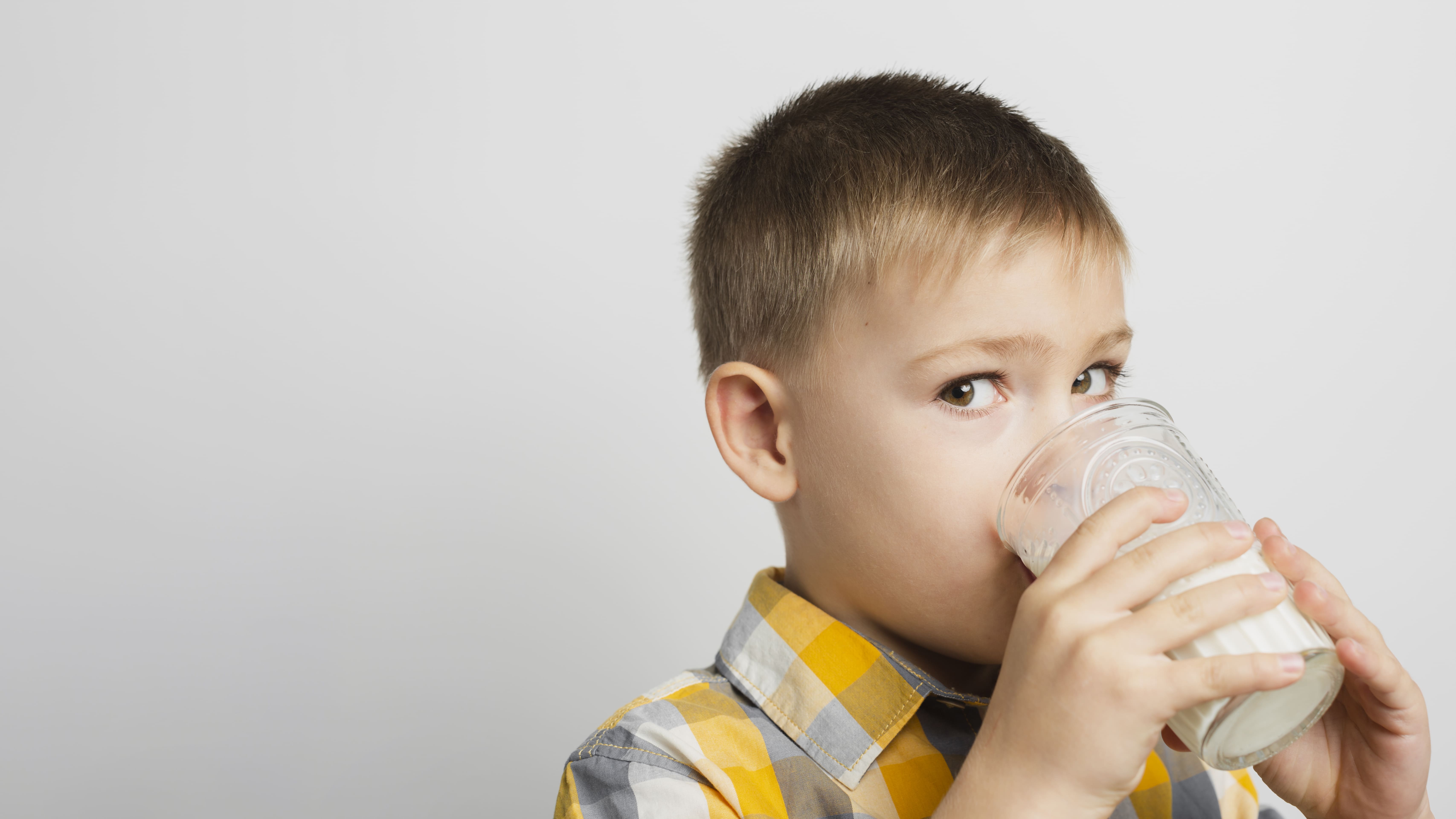 Dear Bunda, ini Deretan Jenis Minuman yang Tidak Dianjurkan Untuk Dikonsumsi Oleh Anak – Anak