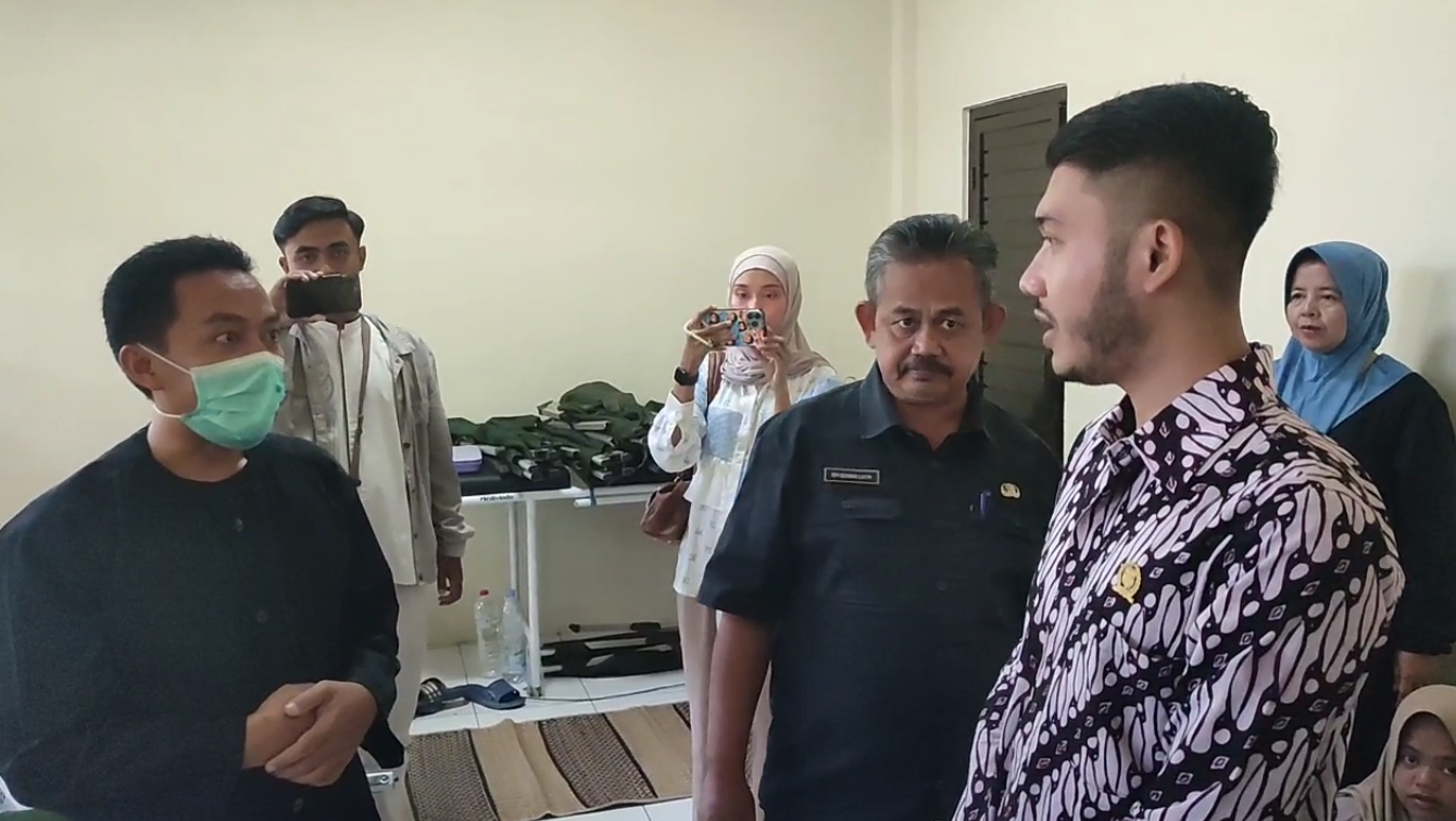Anggota Komisi IV DPRD Tinjau Langsung Korban Keracunan MBG, Dorong Dinas Terkait Segera Ambil Sikap