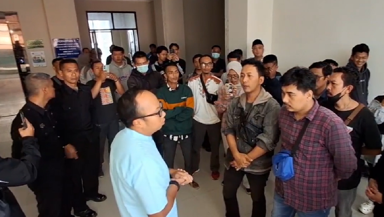 Pegawai RSUD di PHK Curhat Pada Wali Kota Terpilih, Berharap Keadilan dan Nasib Mereka Lebih Baik 