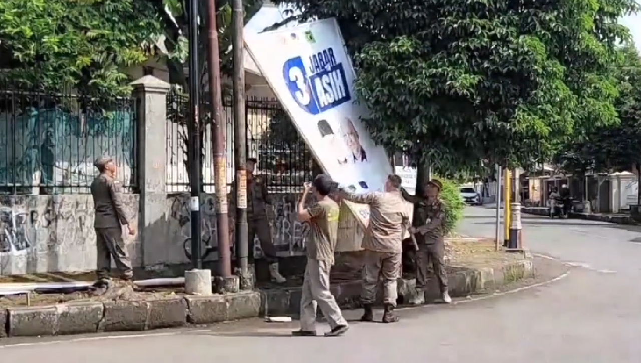 Bawaslu Kota Banjar Bakal Telusuri APK yang Melanggar Aturan, Sudah Berkirim Surat Ke KPU