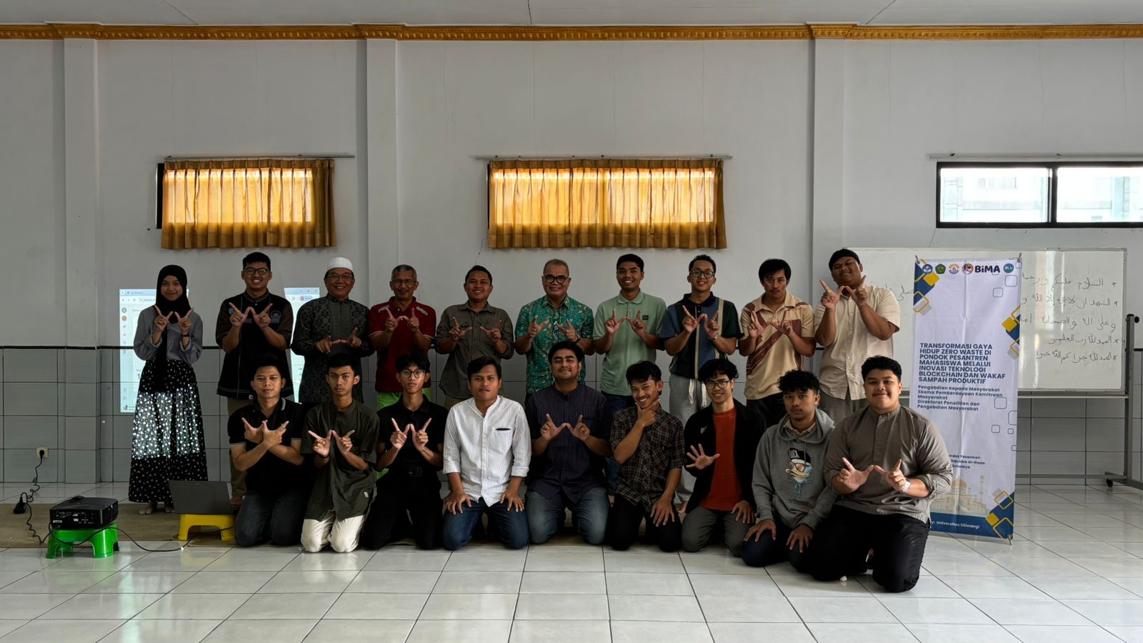 Pesantren Al-Ihsan Tasikmalaya Pionir Wakaf Sampah Berbasis Blockchain di Indonesia