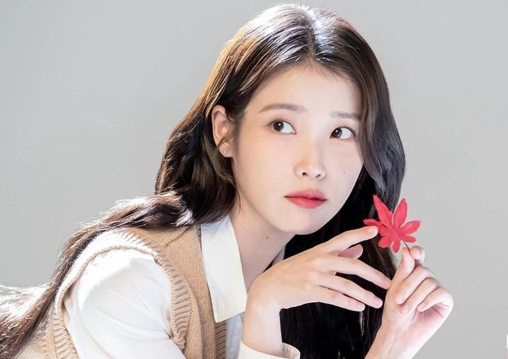 Rahasia Skincare IU: 7 Tips Kecantikan Ala Idol Kpop bikin Kulit Glowing, Sehat, dan Awet Muda. Mau Coba?
