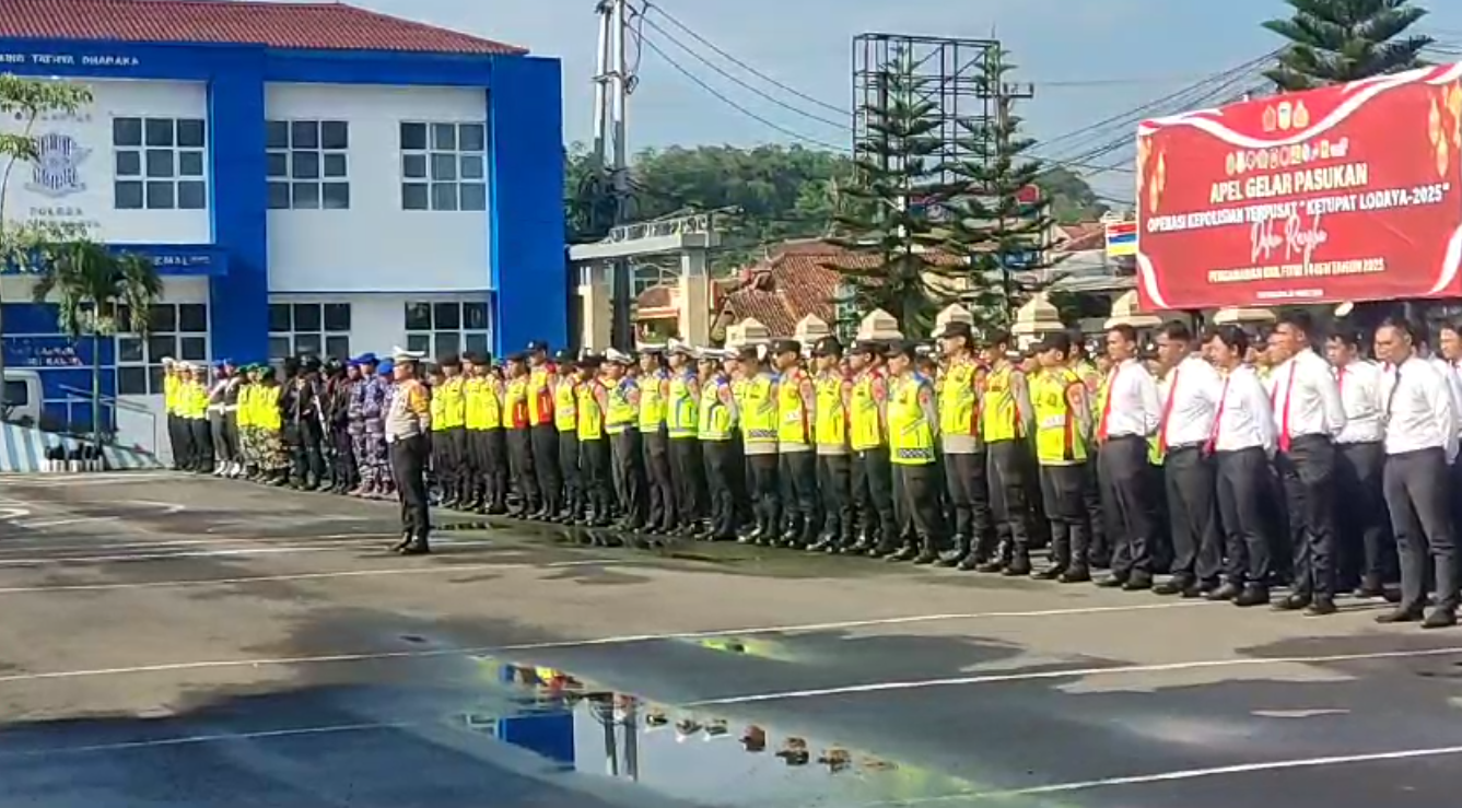 Ratusan Personel Gabungan Dikerahkan Amankan Jalur Mudik, Dirikan Puluhan Pos Tunjang Kenyamanan Pemudik 