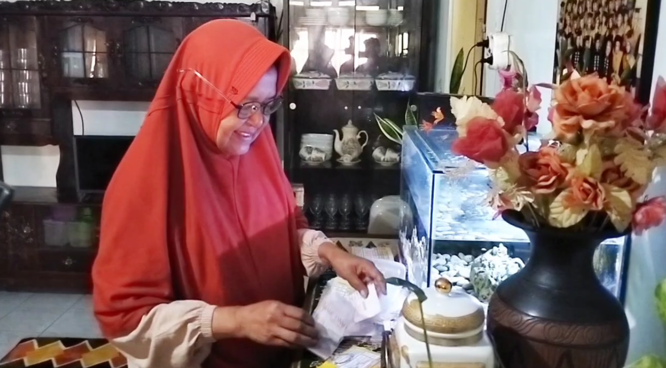 50 Gram Emas dan Uang Tunai Pensiunan Guru Dimaling, Pelaku Diduga 4 Orang, Ngaku Pegawai Dinas PU