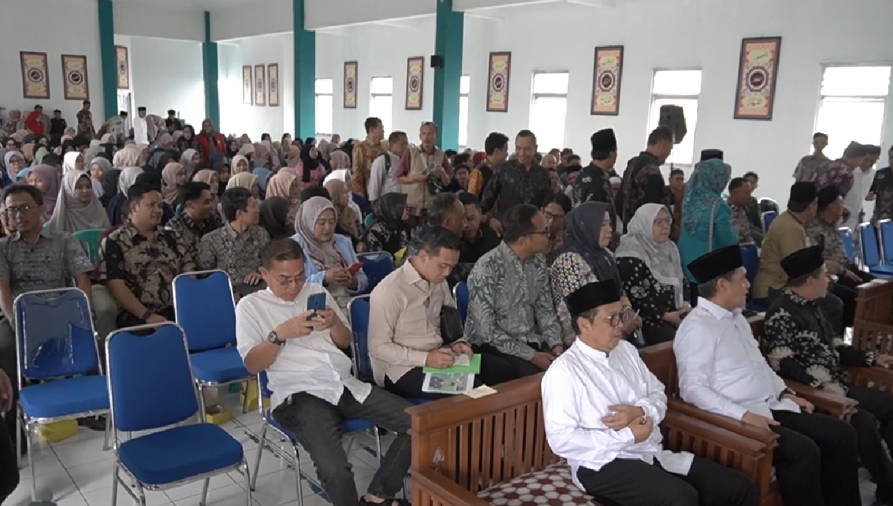 Wamenag Tekankan Pentingnya Pendidikan Inklusif dan Moderat, Disambut Hangat Oleh Civitas Akademika IAI Tasik