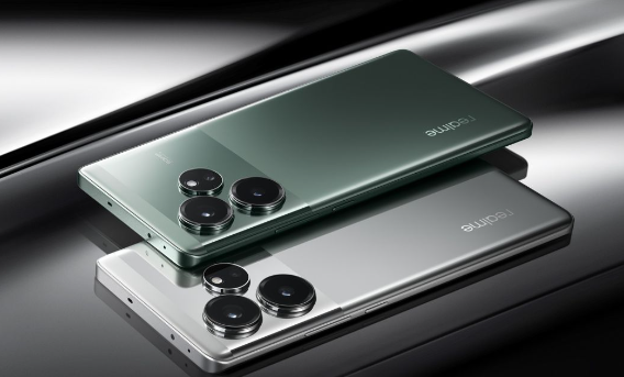 Realme GT 6 Smartphone Terbaru dengan Teknologi Mutakhir dan Desain Memukau