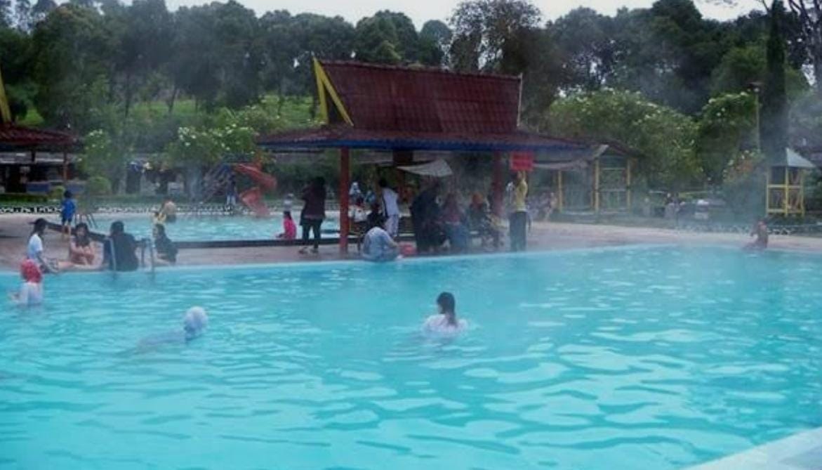 Hangat Alami dari Alam: Pesona Pemandian Air Panas Ciawi