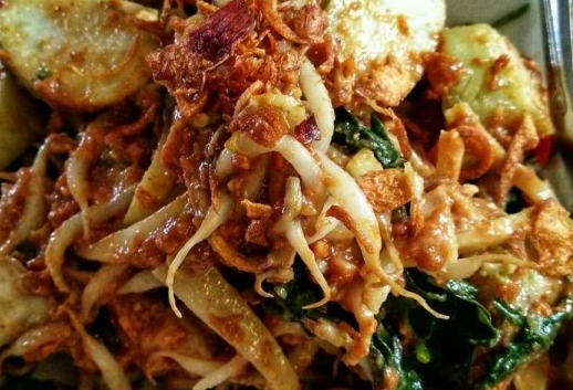 7 Rekomendasi Kuliner Legendaris Di Bandung, Dijamin Bikin Nagih