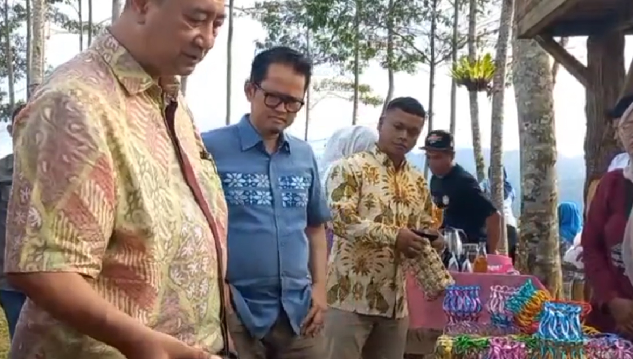 DPR Dan Bappenas Dorong Entaskan Kemiskinan Dari Desa, Potensi Desa Harus Dikembangkan Jadi Ekonomi Desa