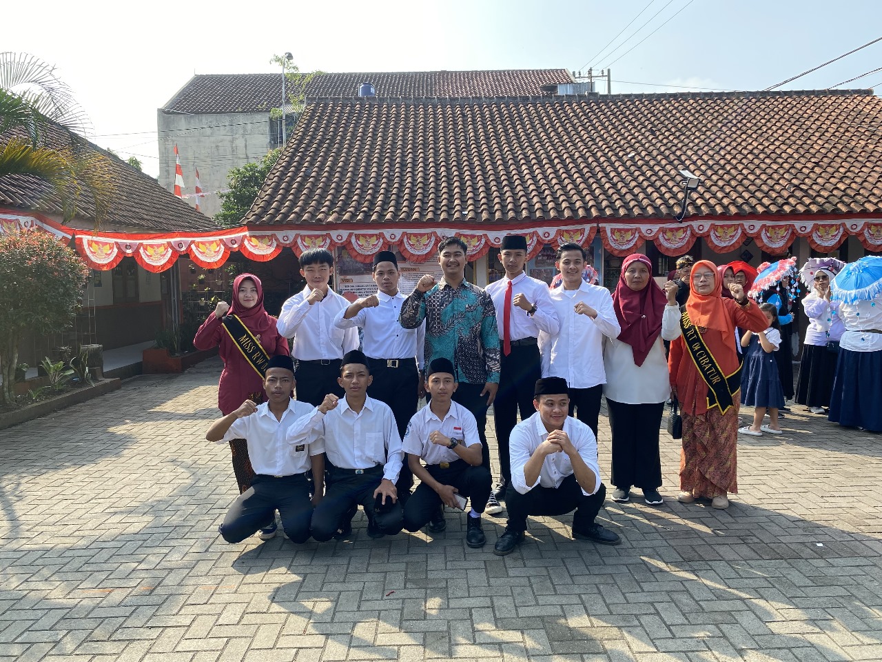 Pemuda Penggerak RW 12 Cibatur Gelar Rangkaian HUT RI ke-80 dengan Stand Pameran Produk Lokal