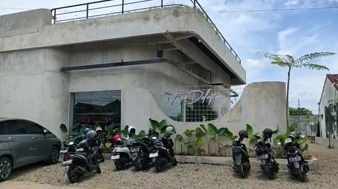 Cafe 38 Hadir di Tasikmalaya Suguhkan Konsep Industrial, Tawarkan Kopi Susu dan Pizza Sebagai Menu Unggulan