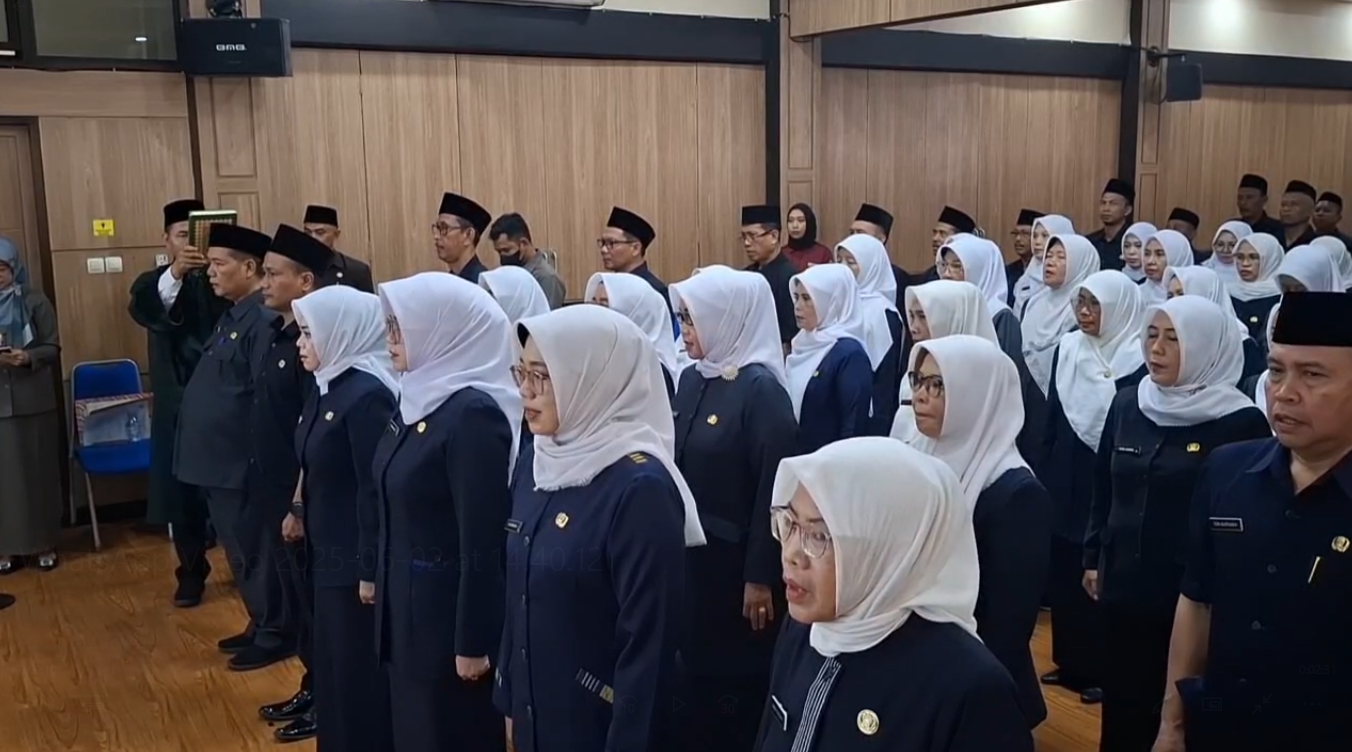 Wali Kota Tasikmalaya Lantik 68 Kepala Sekolah SD dan SMP, Kepsek Harus Jadi Penentu Arah Pendidikan
