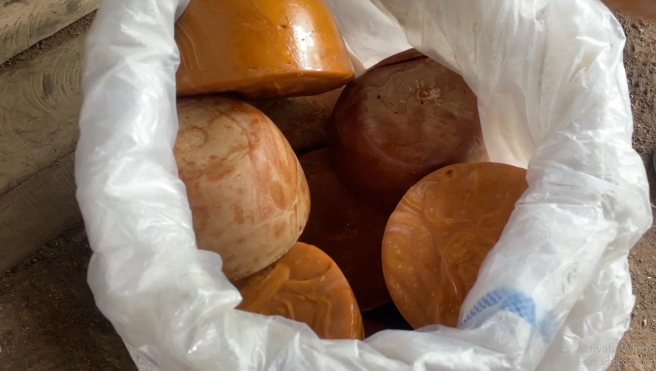  Manfaatkan Lahan Carik , Dalam Sepekan Petani di Karangjaya Hasilkan 1,5 Kuintal Gula Kelapa