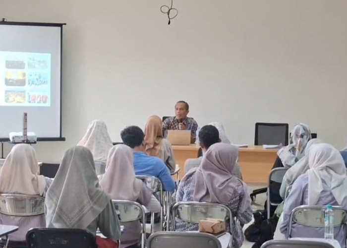 Guru dan Mahasiswa Dilatih Metode Pembelajaran Radec, Kembangkan Siswa Berpikir Kreatif Dimulai Dari Membaca