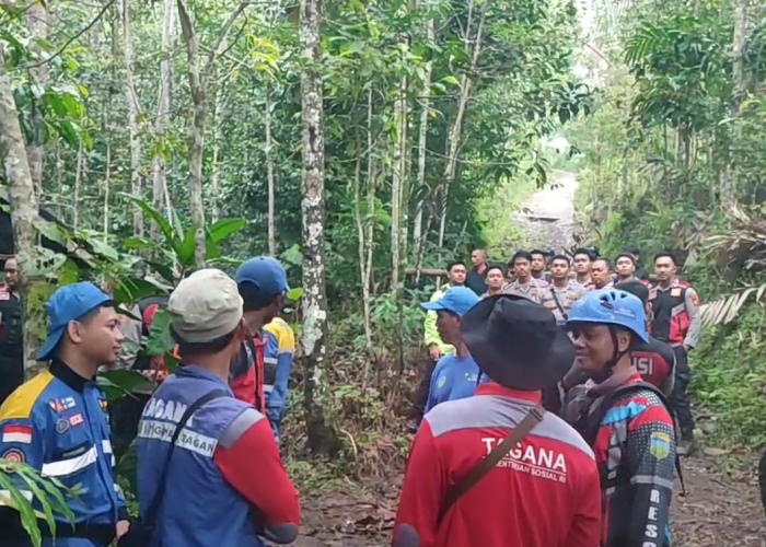 Dua Petani Dinyatakan Hilang Tertimbun Longsor Salawu, Saat Kejadian Korban Sedang Menggarap Sawah