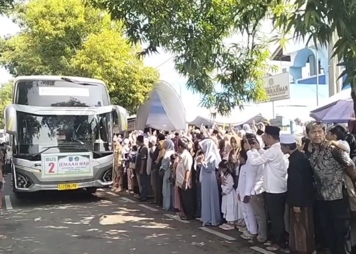 203 Calon Jemaah Haji Banjar Diberangkatkan, Satu Calhaj Batal Berangkat karena Sakit