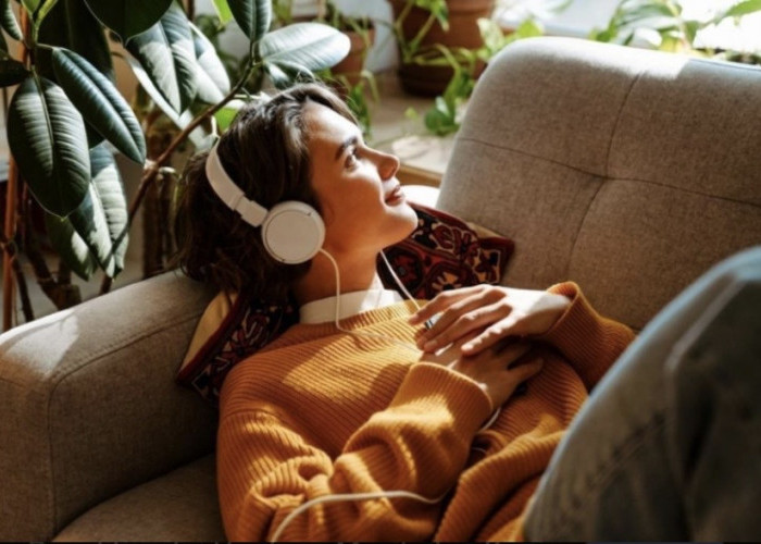 Playlist Jadi Teman Aktivitas, Gen Z Makin Dekat dengan Kebiasaan Mendengarkan Musik