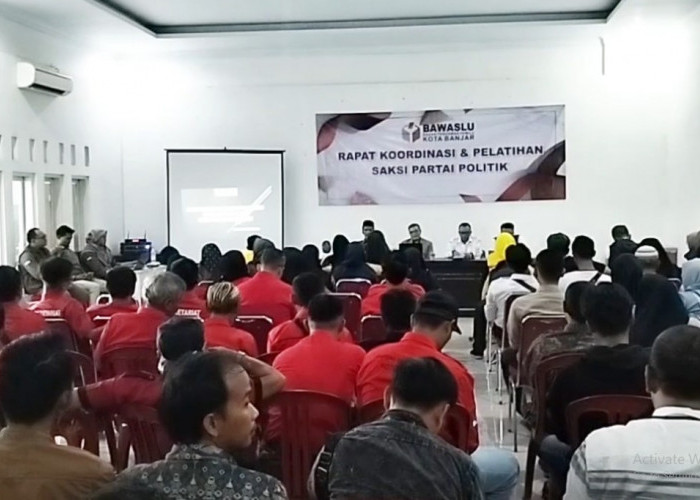 Jelang Pemilu, Ratusan Saksi Parpol di Kota Banjar Diberi Pembekalan