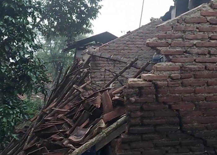 Puluhan Rumah Rusak Diguncang Gempa Garut, Bupati Tasikmalaya: Korban Gempa Bakal Dapat Bantuan