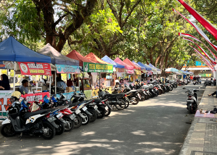 Alun-Alun Kota Tasikmalaya Dikepung PKL, Pedagang Ngaku Omzet Turun, Berharap Ada Penataan
