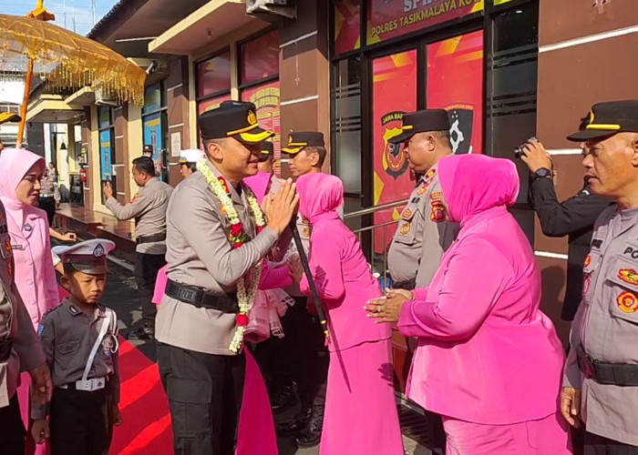 Estafet Kepemimpinan Polres Tasikmalaya Kota Resmi Berganti, AKBP Andi Purwanto Gantikan AKBP Moch Faruk Rozi 