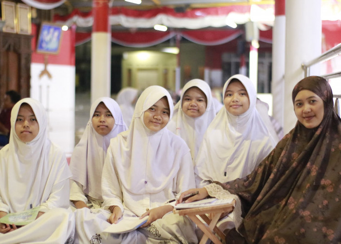 Dibalik Dinginnya Air Subuh: Membangun Disiplin Diri yang Akan Dibawa Sampai Mati