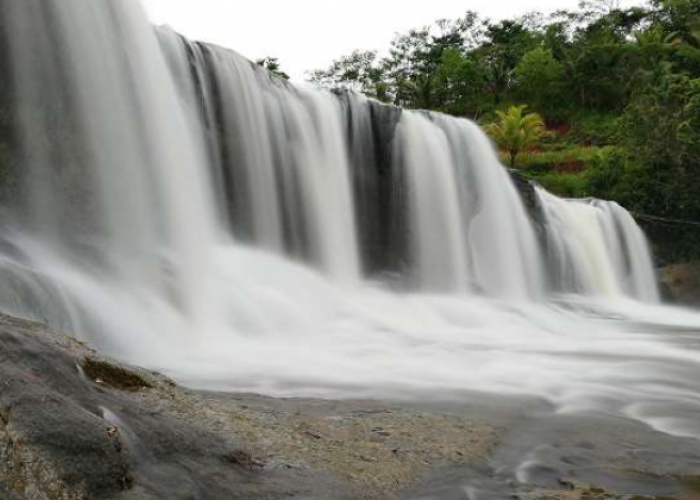 5 Pesona Air Terjun di Tasikmalaya, Tempat Healing Estetik  yang Wajib Dikunjungi 