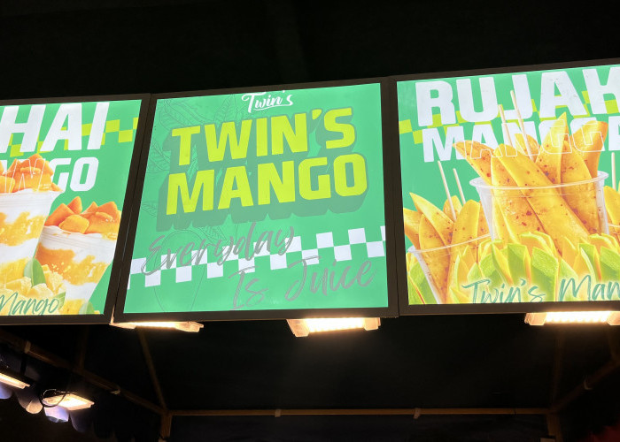 Sensasi Rujak Mangga dan Thai Mango, Twin's Mango Jadi Jajanan Segar di Bazar Asia Plaza
