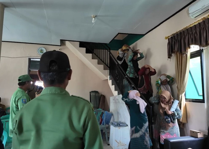 Gandeng BPBD Mitigasi Risiko Bencana, Warga Padawaras Kab. Tasik Simulasi Evakuasi Gempa 