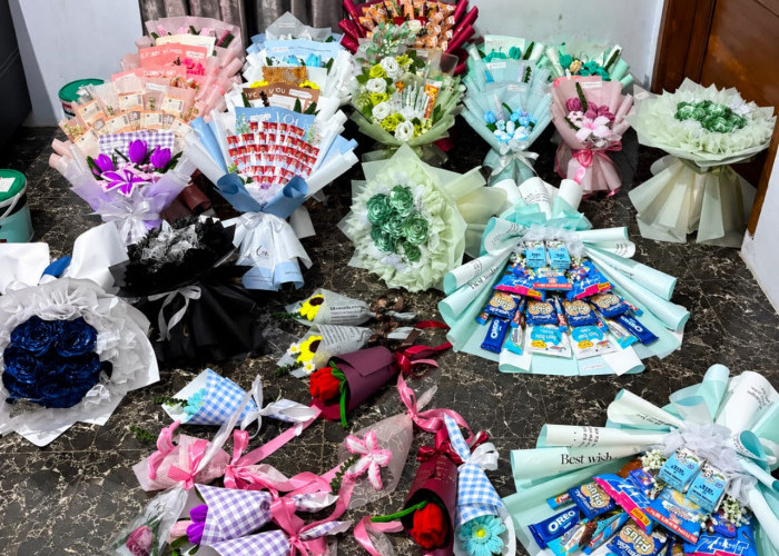 Buket Cantik Jadi Peluang Usaha Santri di Tengah Kesibukan Mondok