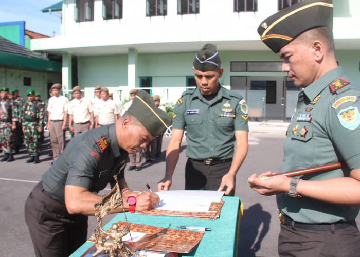 Dandim 0612 Tasikmalaya Pimpin Upacara Pelepasan Pindah Satuan, Purna Tugas, dan Serah Terima Jabatan Danramil