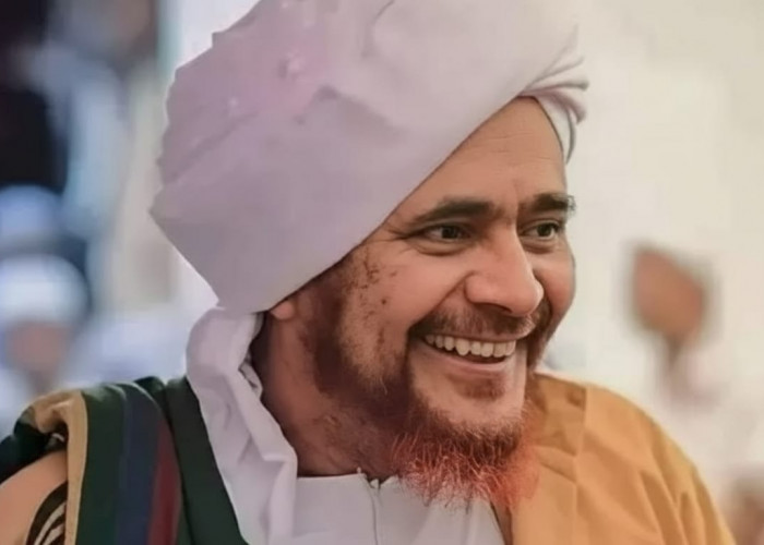 Mengenal Sosok Habib Umar bin Hafidz: Meneladani Akhlak Sang Pewaris Nabi