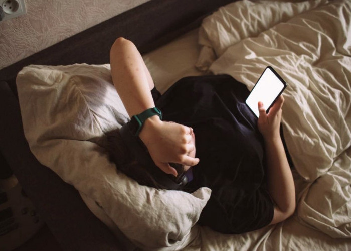 Fokus Hancur Gara-Gara Scroll? Ini Cara Balikin Konsentrasi Biar Nggak Kalah Sama Algoritma