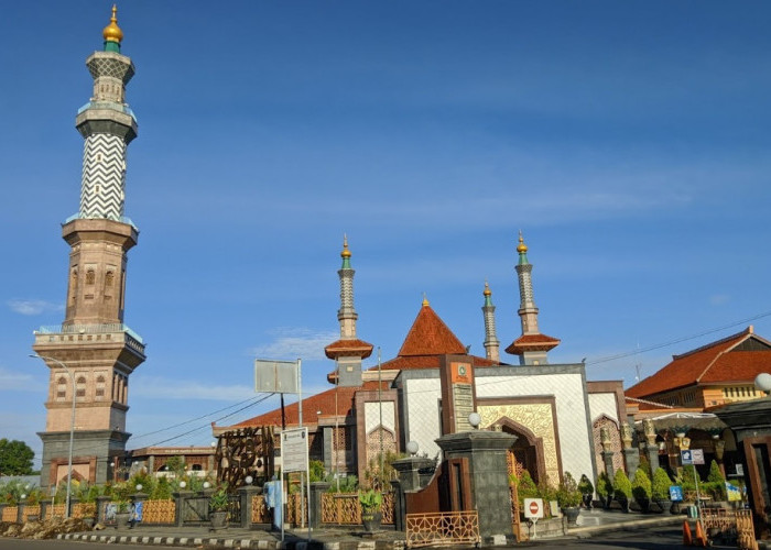 Tempat Wisata Religi di Cirebon yang Mengajak Anda ke Perjalanan Spiritual