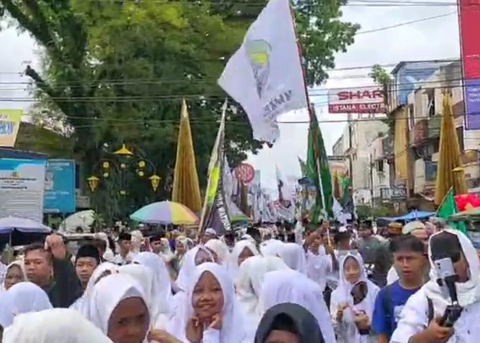 Ribuan Santri Peringati Hari Santri Nasional di Tasikmalaya, Santri Harap Pemerintah Perhatikan Pesantren