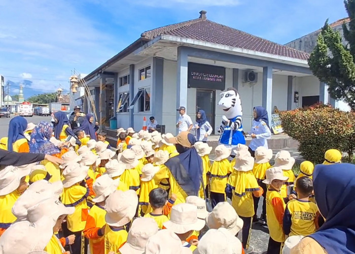 Dishub Kota Tasik Edukasi Keselamatan Lalu Lintas Anak Usia Dini, Ajarkan Teknik 4 T Menyeberang Jalan