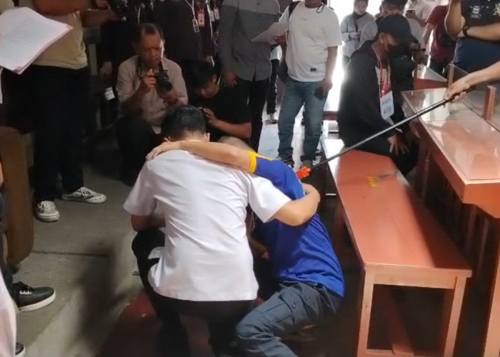Rekonstruksi Kasus Penusukan di Eks Pasar Ikan Cieunteung,  Adegan Kesepuluh Jadi Momen Fatal