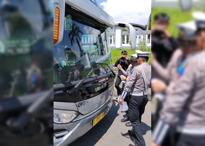 Operasi Keselamatan Lodaya 2026, Polisi Lakukan Ramp Check Bus di Depan Terminal Indihiang