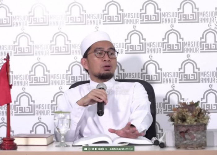 Takut Jadi Fitnah, Harus Berhenti Melangkah? Jawaban Tegas Ustaz Adi Hidayat untuk Perempuan Berani