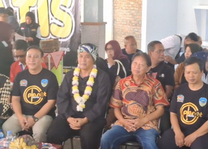 Tumbuhkan Ruang Kreativitas Lewat Perlombaan 17-an, Diky Chandra: Jadi Sarana Pencegahan Kenakalan Remaja