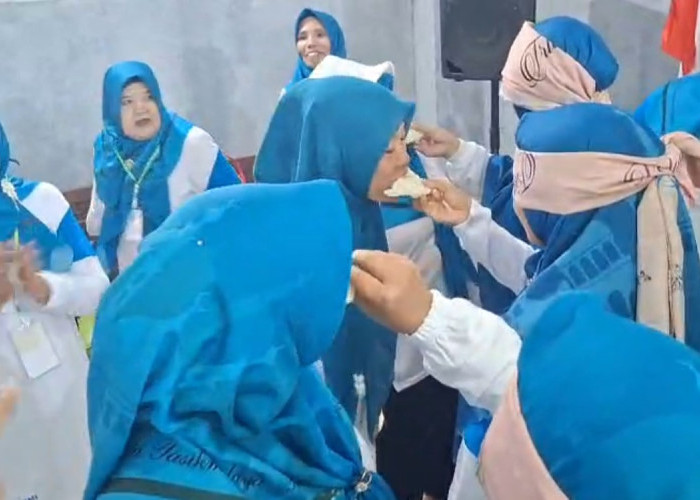 Ribuan Ibu-Ibu BKMM Antusias Memeriahkan Hut Ke-80 Ri, Ngaji Sambil Ikut Perlombaan Khas Agustusan