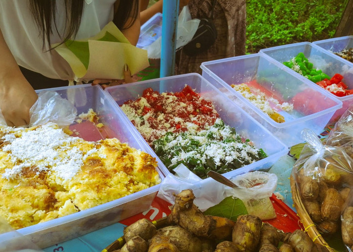 Sebelum Boba dan Croffle Menjadi Favorit, Jajanan Tradisional Terlebih Dulu Mengisi Cerita di Meja Makan