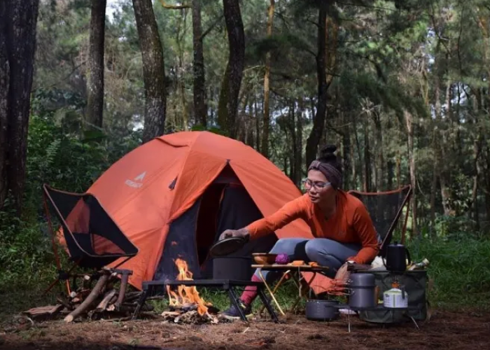 Benarkan Solo Camping Bisa Bikin Lebih Sehat? Cek Penjelasannya Di Sini