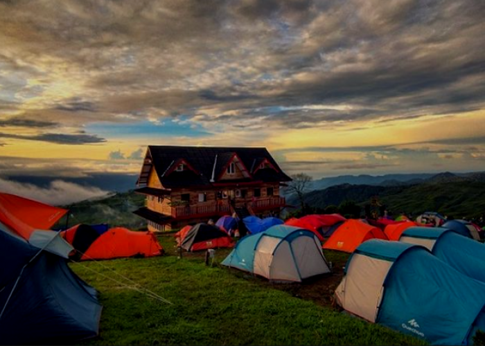 8 Rekomendasi Tempat Camping Ramah Anak Di Bandung, Cocok Buat Liburan Akhir Tahun