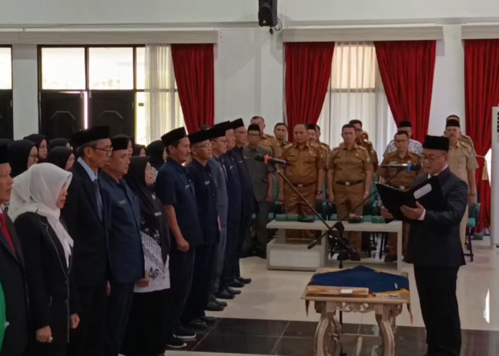 Bupati Tasikmalaya Kembali Lantik 30 Pejabat dan Kepala Sekolah, Opan Sopian Jadi Sekretaris DPRD