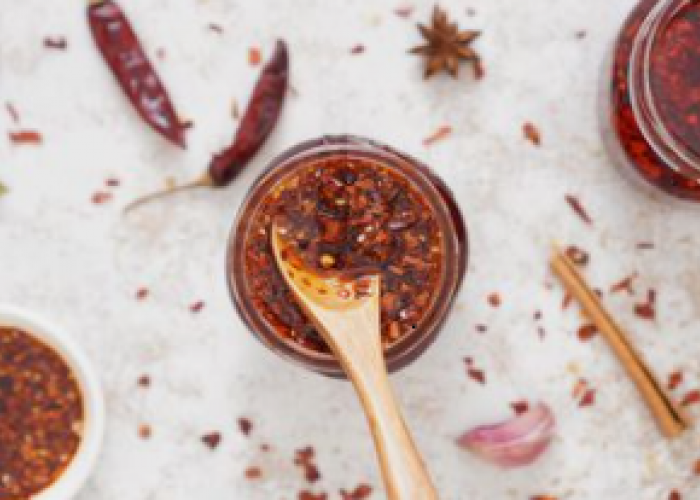 Cara Membuat Chili Oil, Resep Sederhana untuk Sensasi Pedas yang Menggugah Selera