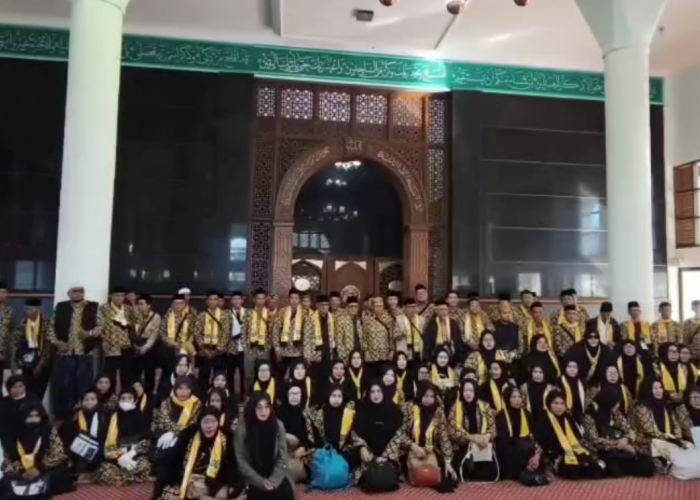 Elqoshwa Berangkatkan 122 Jemaah Umroh Plus Mesir, Hadirkan Perjalanan Umroh yang Nyaman Sesuai Syariat