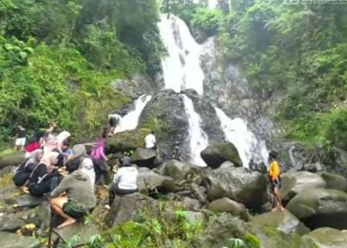 Panduan Wisata Curug Bungawari Kuningan: Lokasi, Harga Tiket, dan Tips Berkunjung