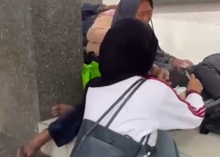 Komunitas Sahabat Sejalan dan HMI Unsil Peduli Anak Jalanan, Bagikan 100 Kotak Berisi Makanan